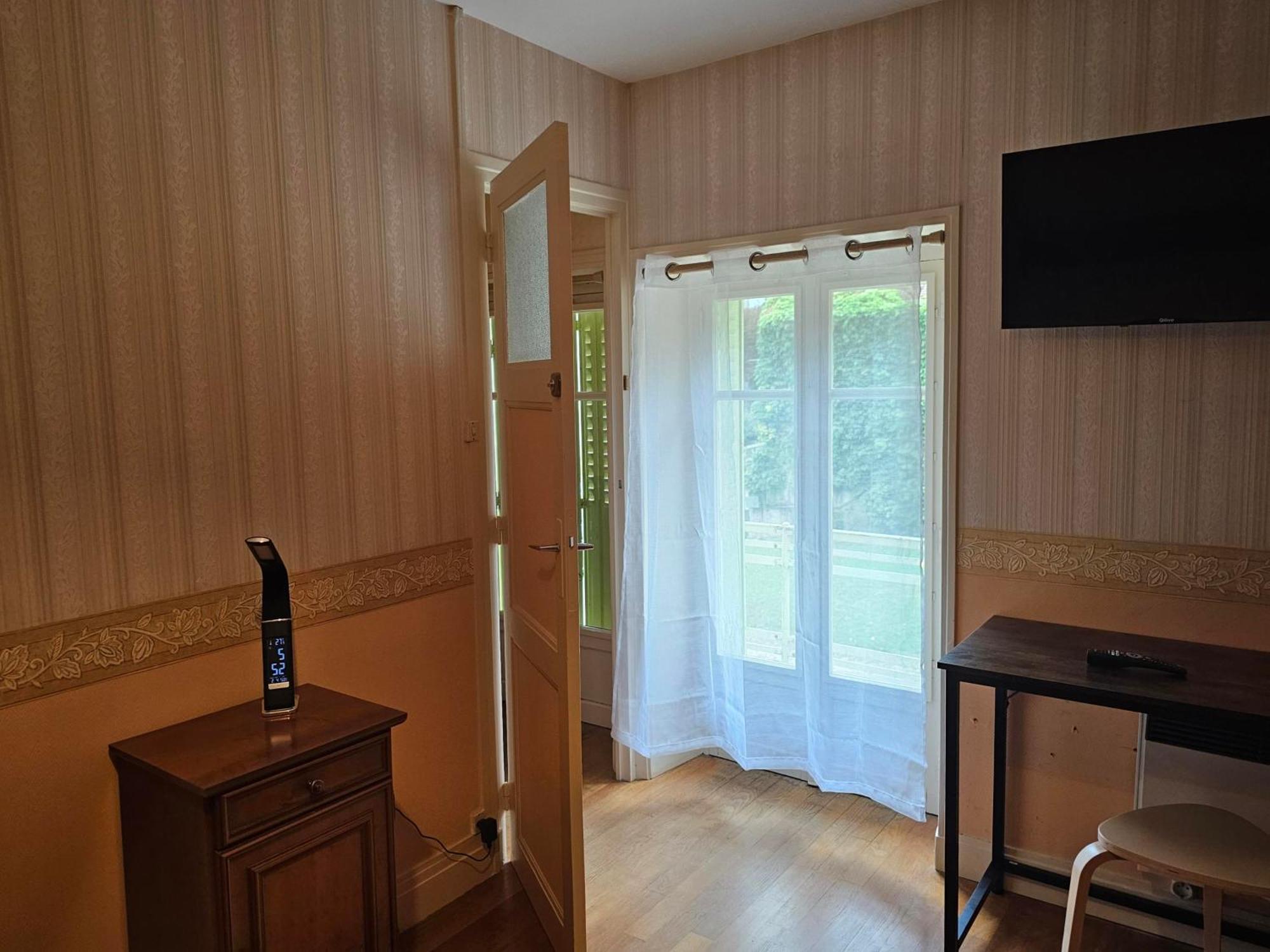 Chambres D'Hotes Les Frerots Lurcy-le-Bourg Extérieur photo